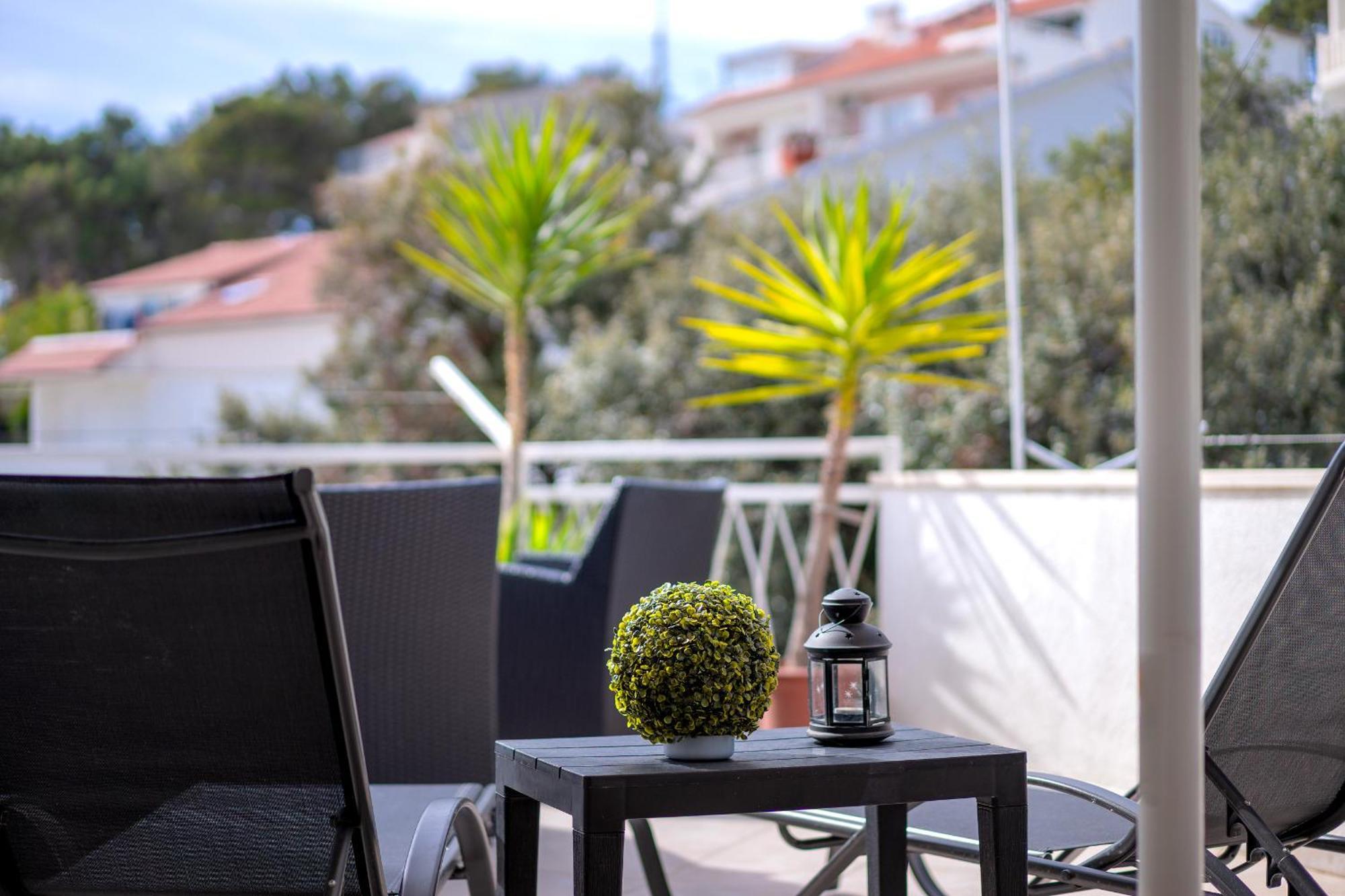 Apartments Lucic Hvar Town Exterior photo